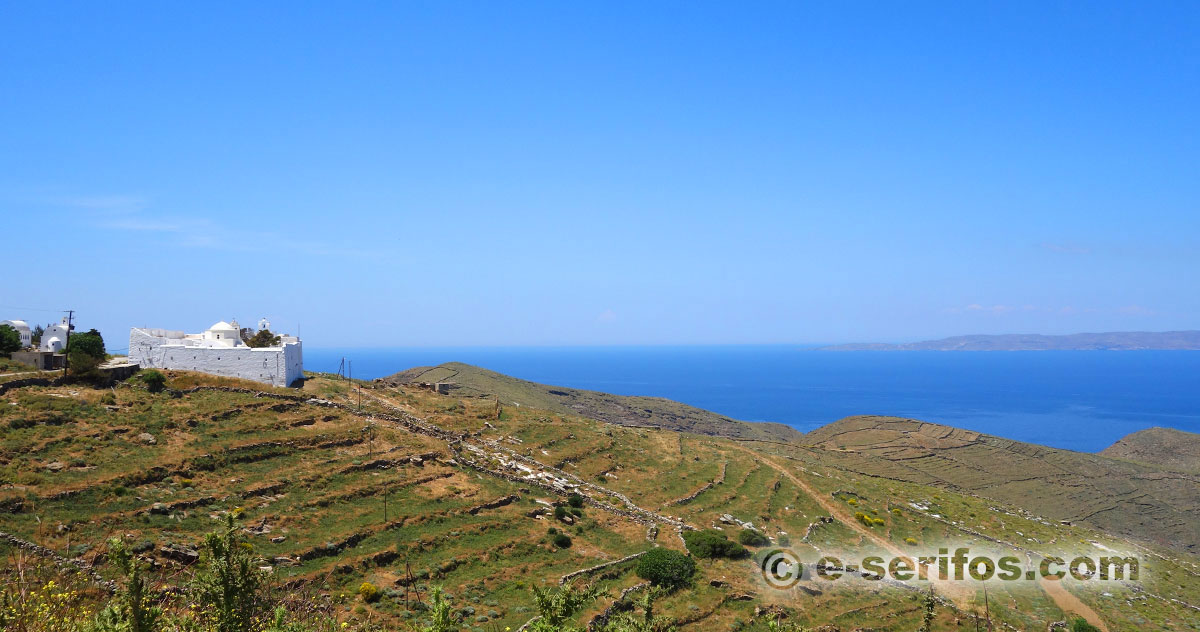 Le monastère des Taxiarches à Serifos