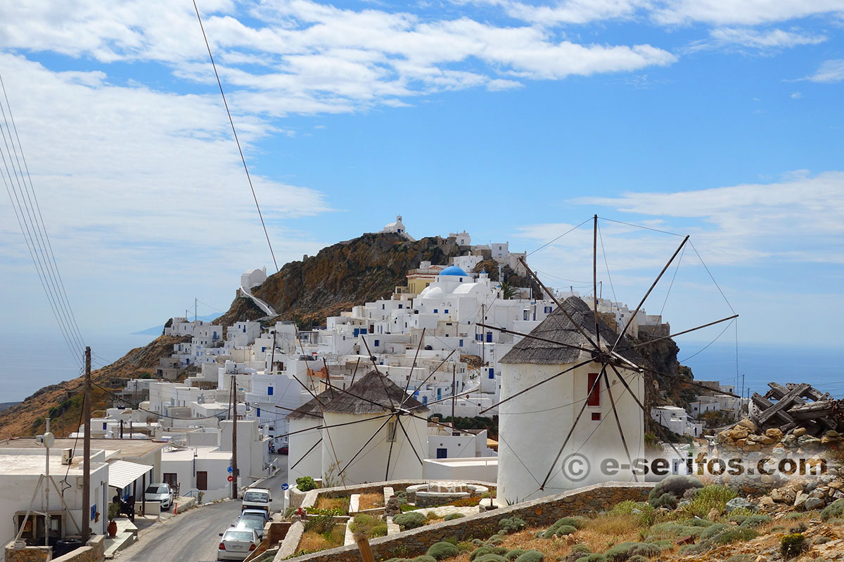 Les moulins à vent à Chora de Serifos