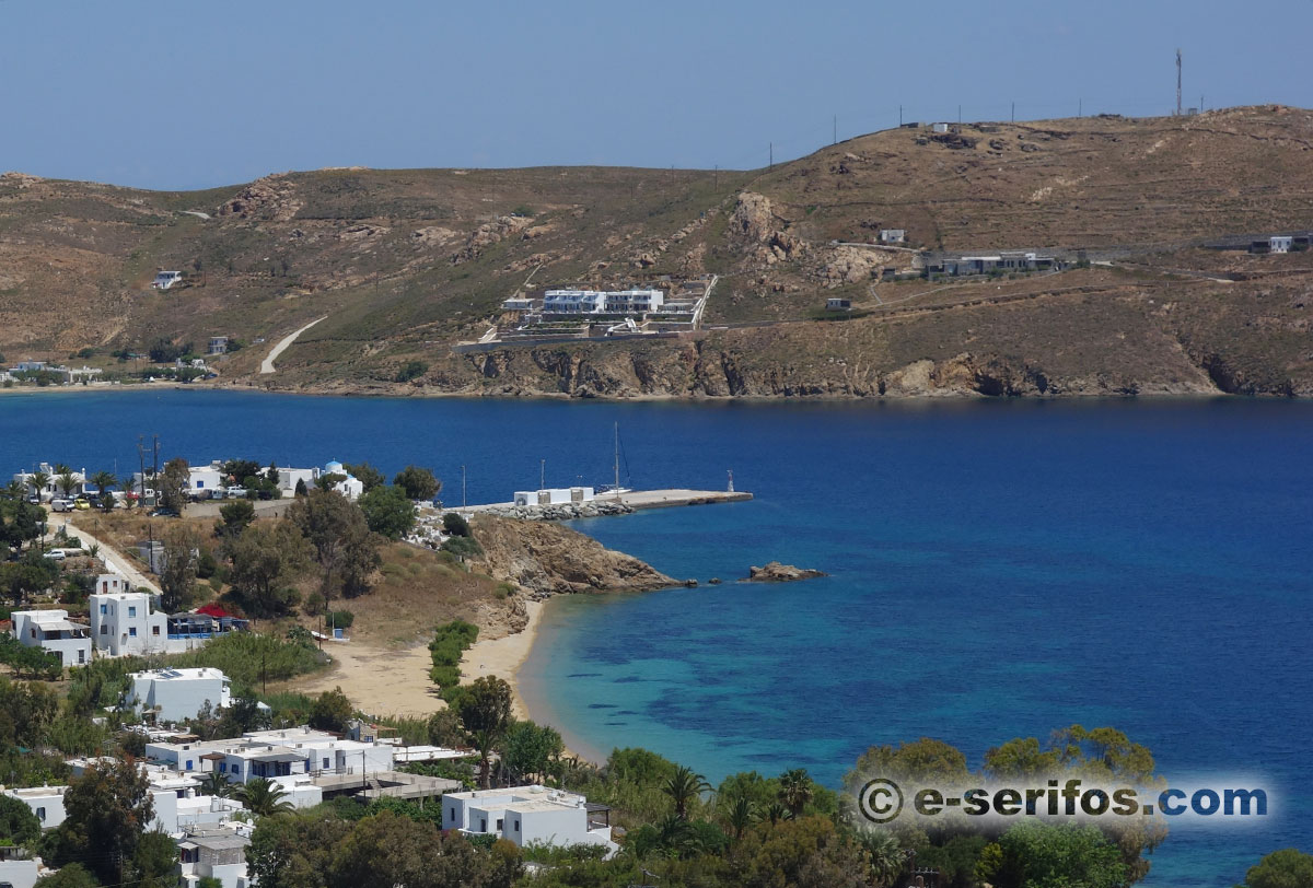 La plage de Livadakia