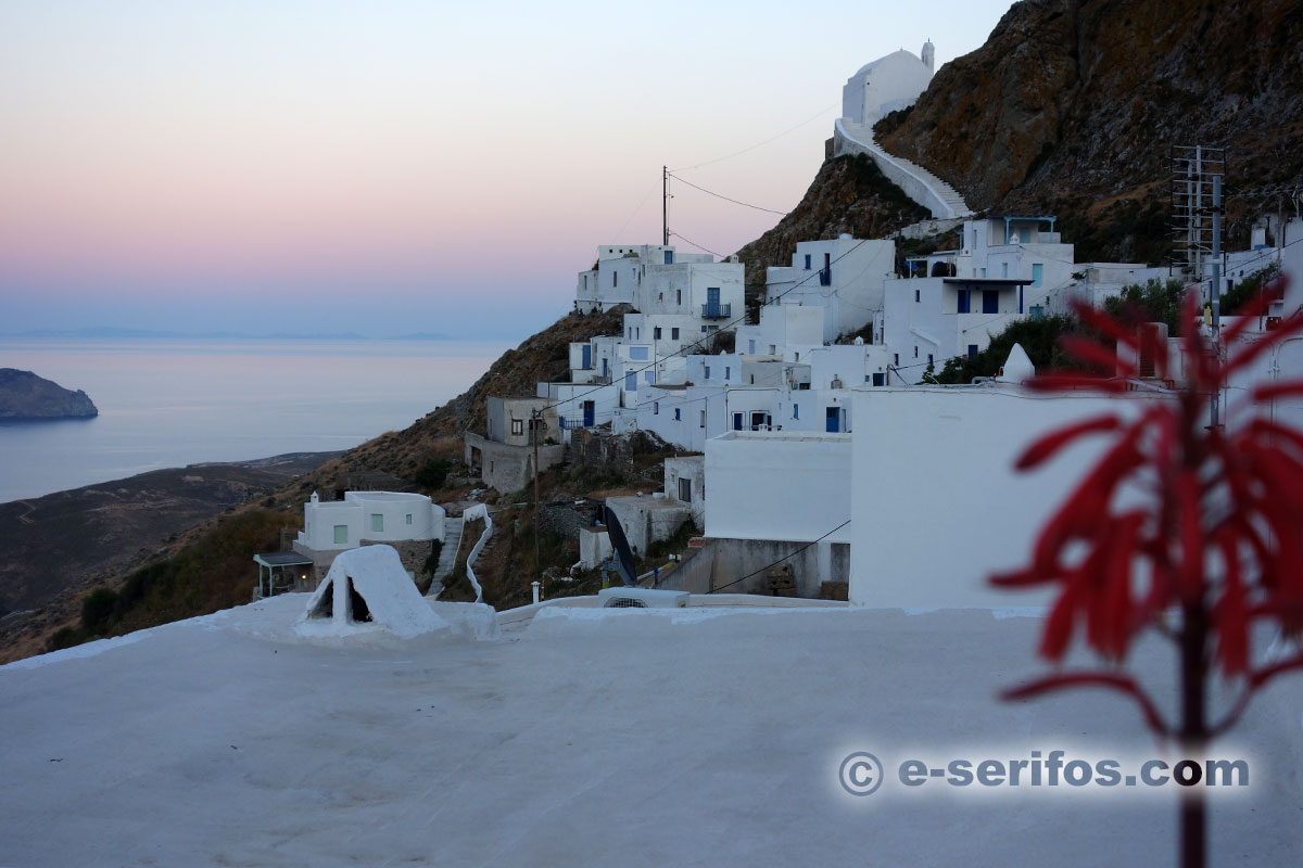 Chora au coucher du soleil