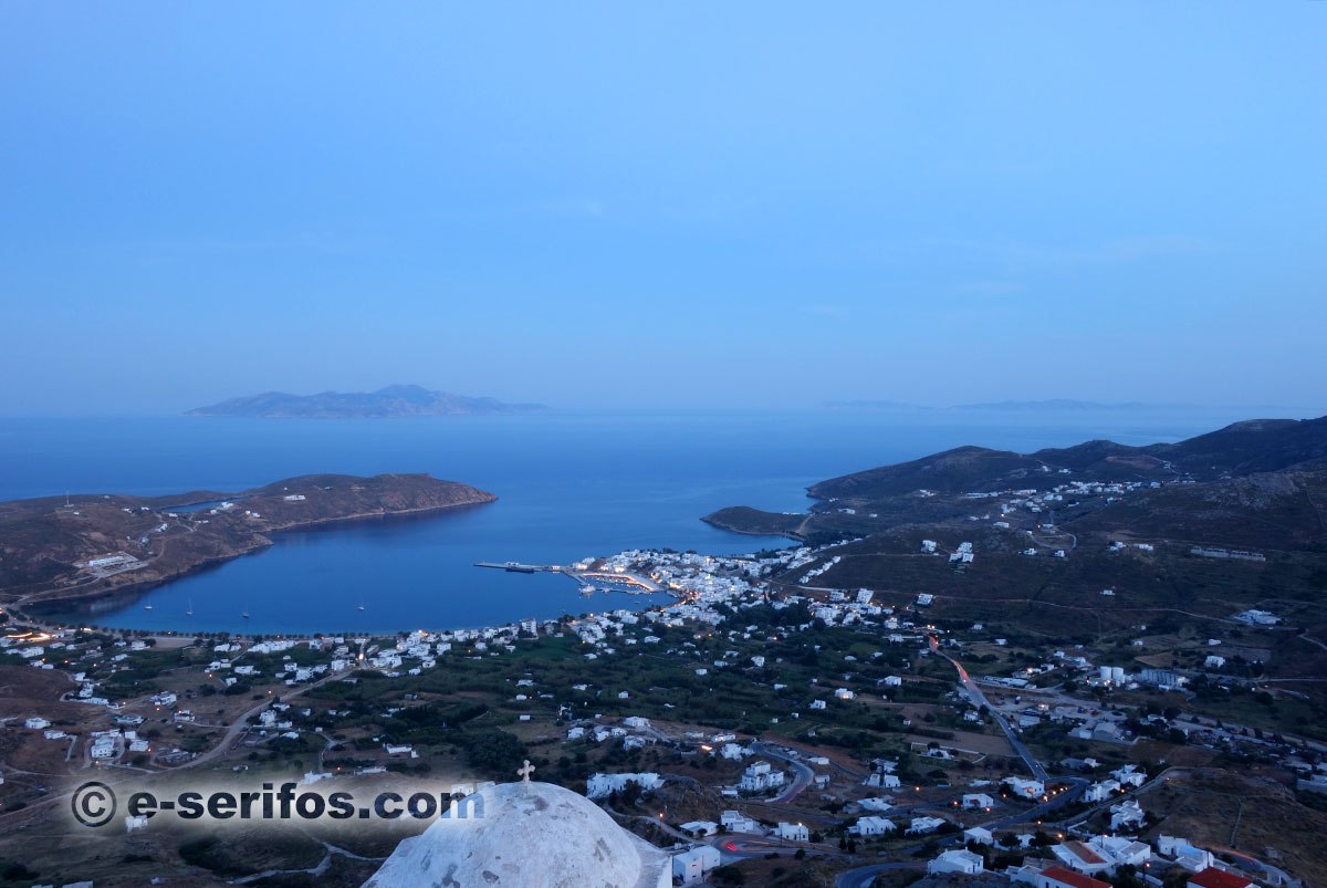 Livadi, le port de Serifos