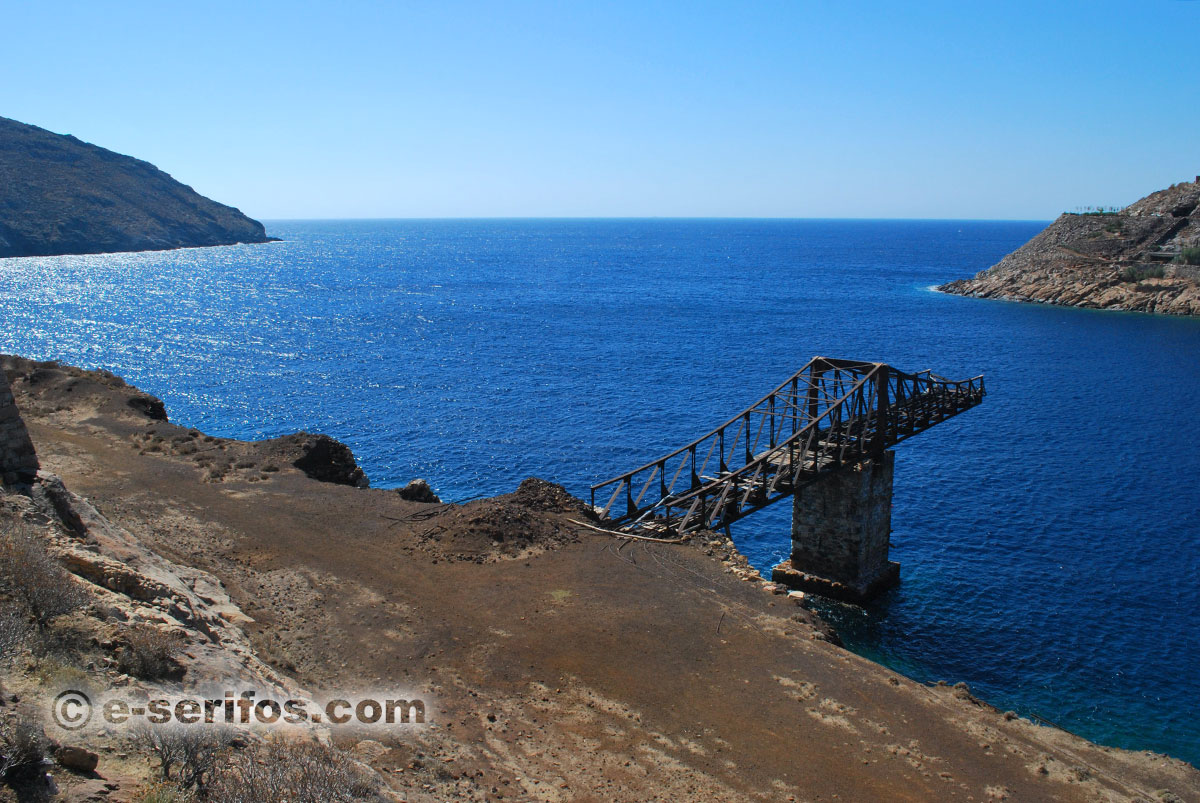 Installations des mines de Megalo Livadi