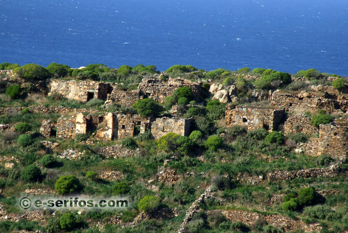 Maisons abandonnées des mineurs de la région de Koutalas