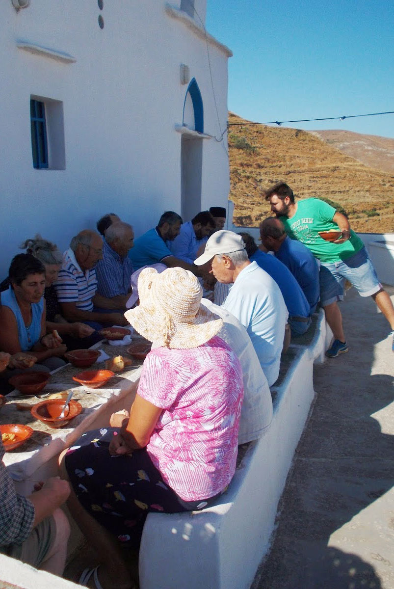 Fête religieuse à Serifos