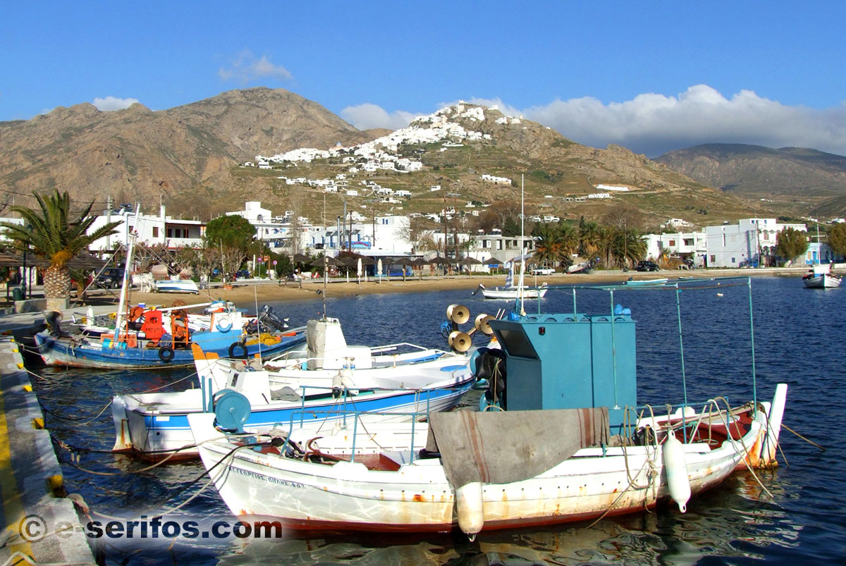 Chora de Serifos vu de Livadi