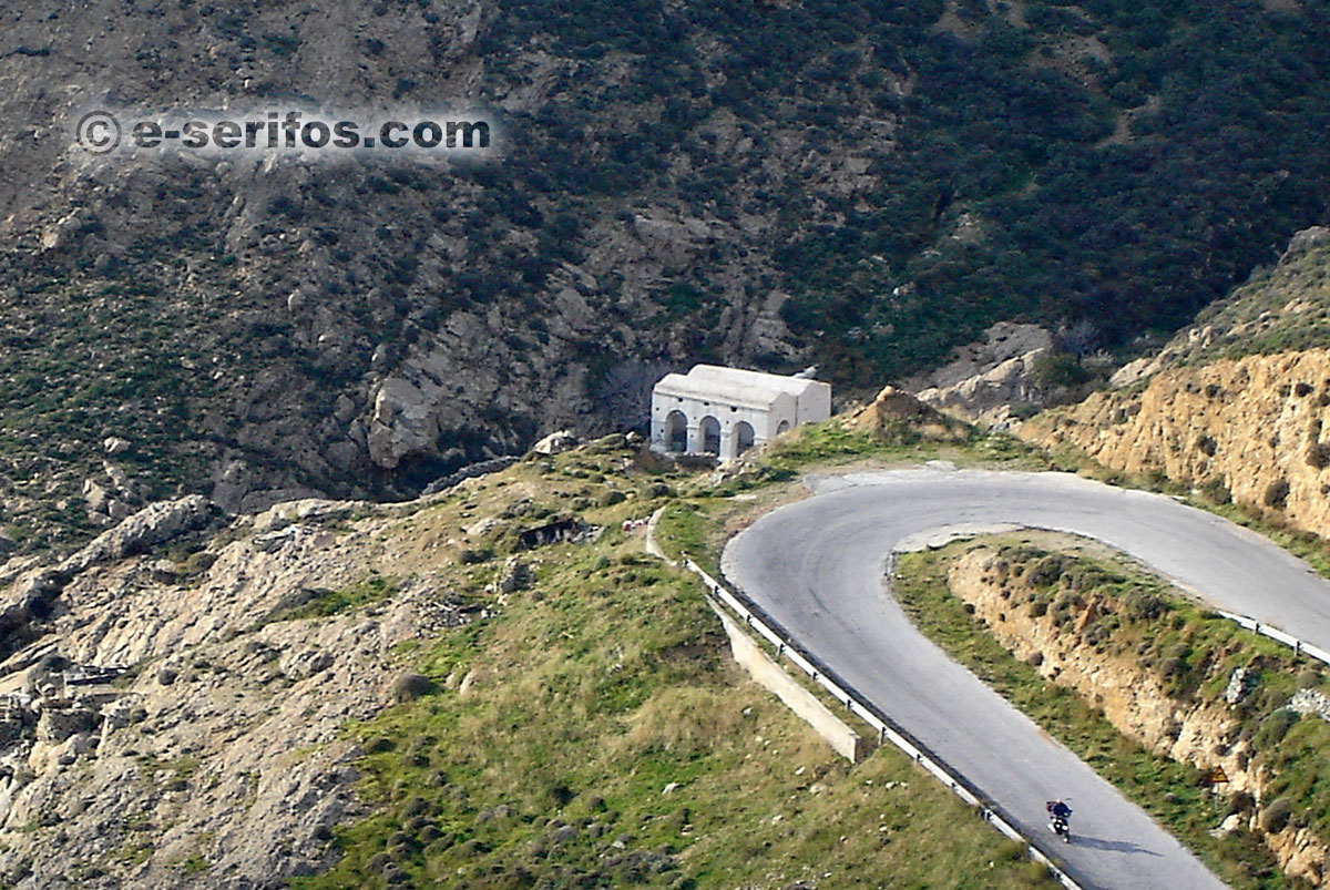 L’ancien Aqueduc de Serifos